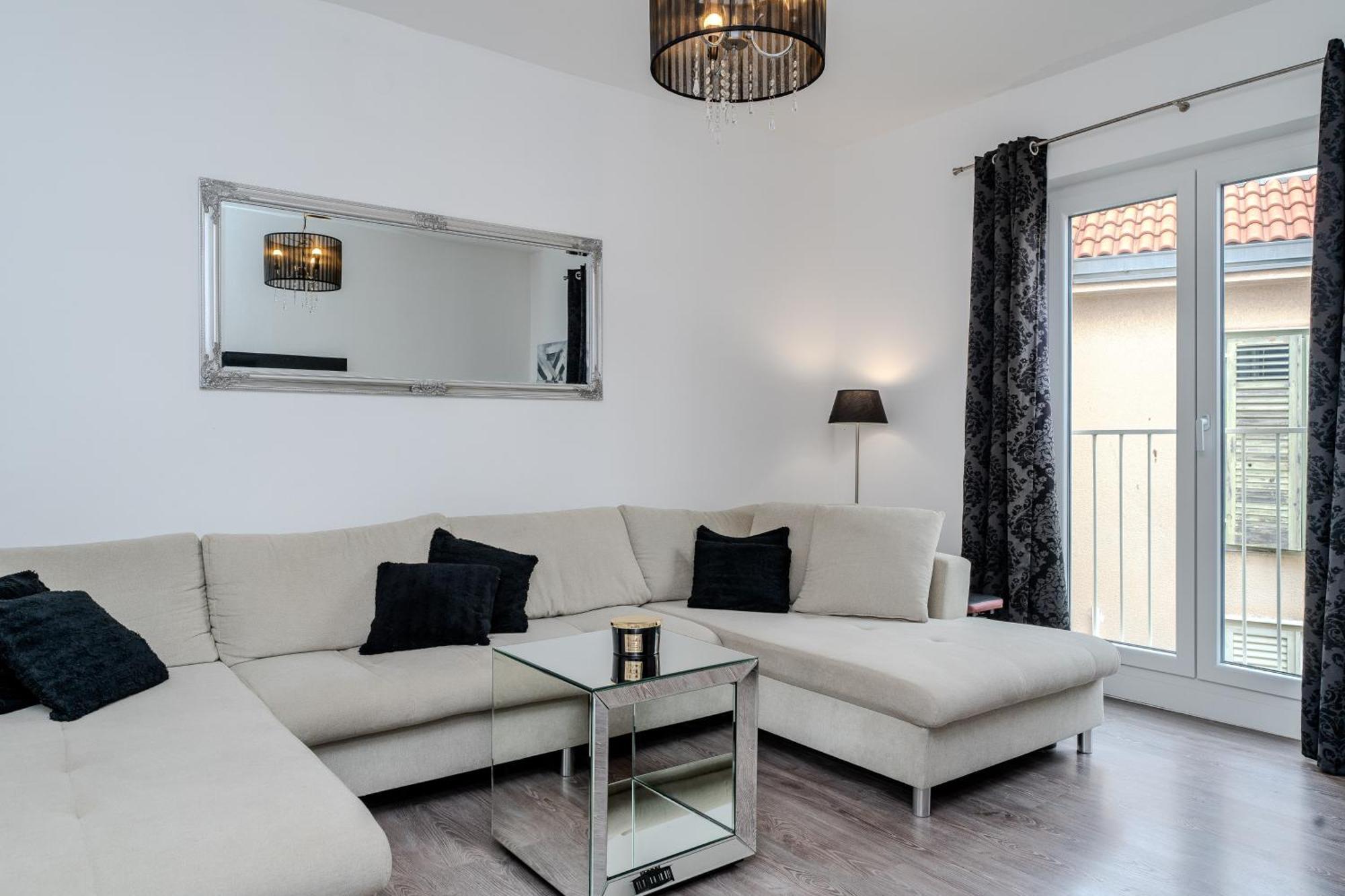 Zadar Center Apartment Verdi,Big & Cosy מראה חיצוני תמונה