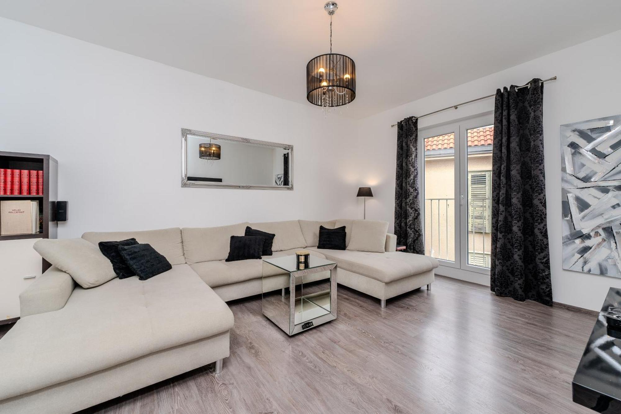 Zadar Center Apartment Verdi,Big & Cosy מראה חיצוני תמונה