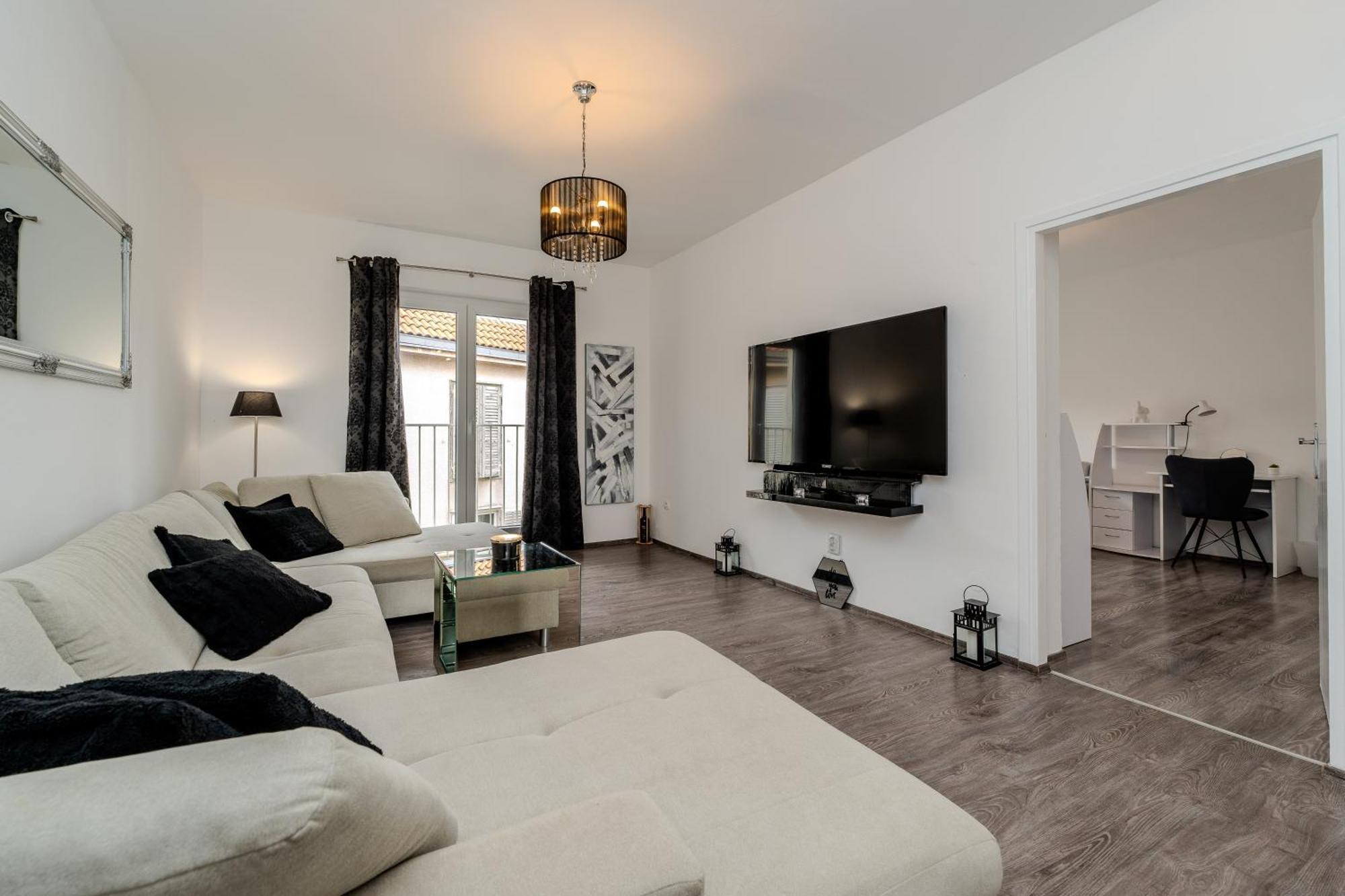 Zadar Center Apartment Verdi,Big & Cosy מראה חיצוני תמונה