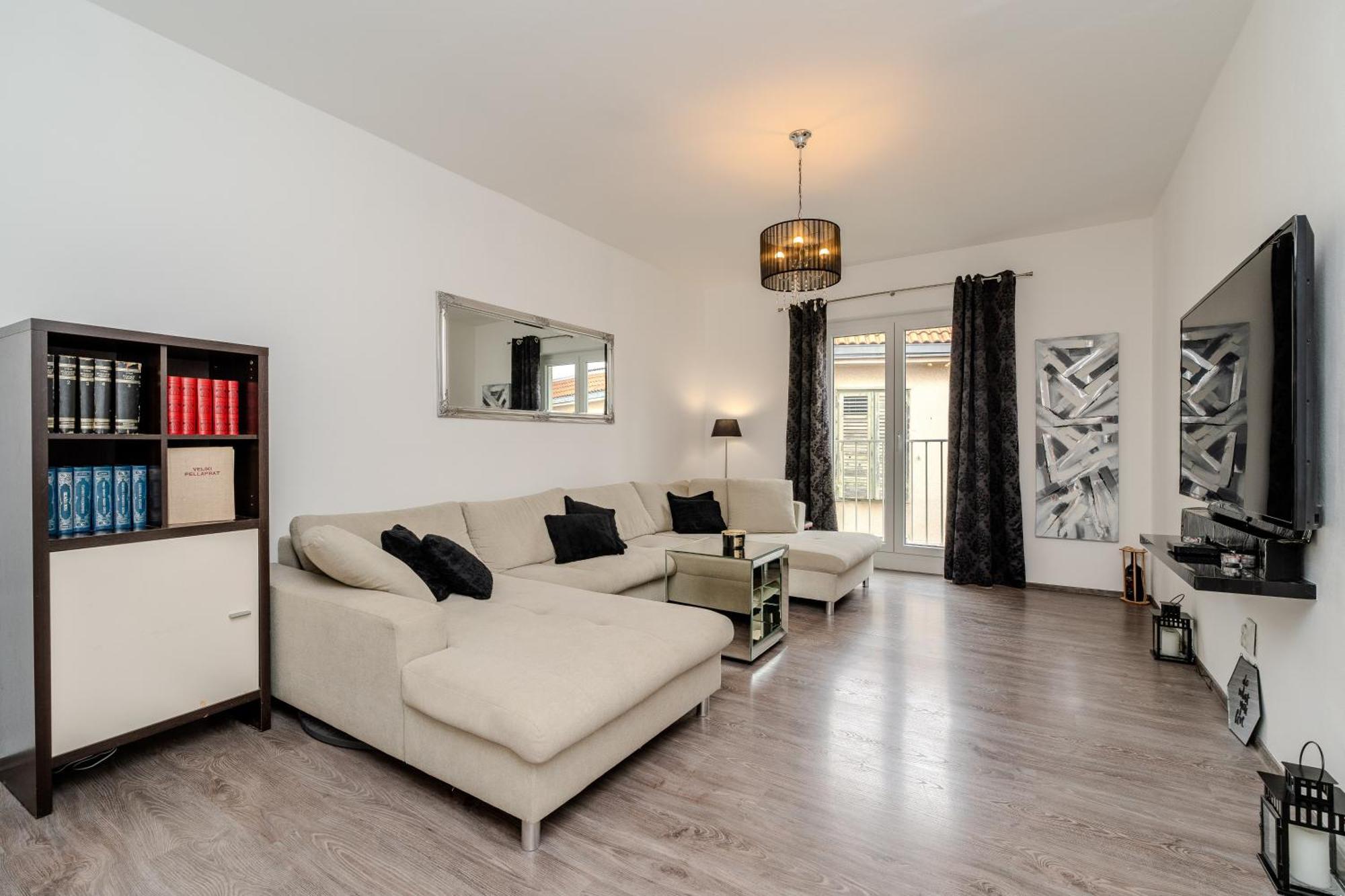 Zadar Center Apartment Verdi,Big & Cosy מראה חיצוני תמונה